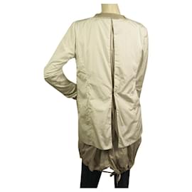 Moncler-MONCLER Yukari Giubbotto impermeable ligero beige chaqueta asimétrica capucha extraíble 1-Beige