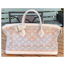 Louis Vuitton-Rare! Louis Vuitton East West Lockit Bag-Eggshell