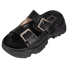 No 21 SANDALS WITH A SOLID PLATFORM Black