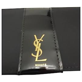 Yves Saint Laurent-Bolsa de couro Yves Saint Laurent para paleta de maquiagem-Preto