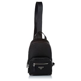 Prada Schwarzer Saffiano-Rucksack Schwarz
