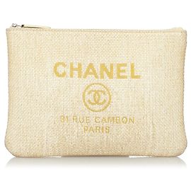 Chanel Brown Deauville O-Case Bast Clutch Bag Braun Beige