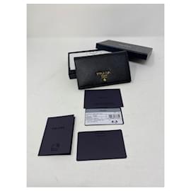 Prada-Small Saffiano wallet-Black