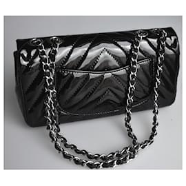 Chanel-Bolso con solapa Timeless Classic negro 25 cm-Negro