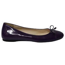 Prada Bow Ballerines en Cuir Verni Violet Violet
