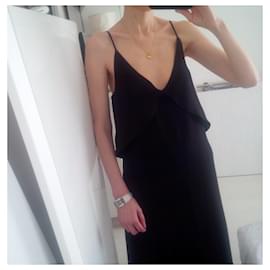 Autre Marque-Minimalistisches raffiniertes schwarzes Kleid. Neu mit Tag.-Schwarz