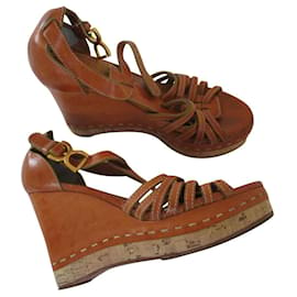 Chloé-Camel leather wedge sandals, 37,5.-Caramel