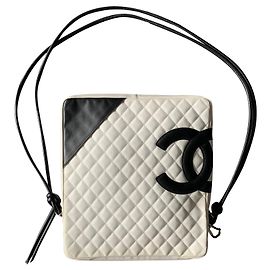 Chanel Bolsa transversal Cambon Maxi Branco