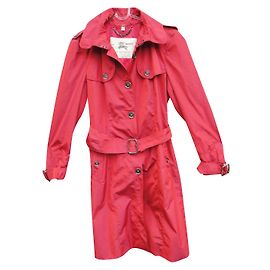 Burberry leichte Trenchcoatgröße 40 Rot
