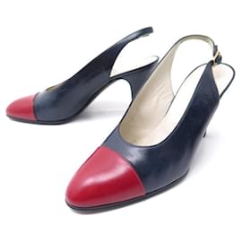 Chanel-VINTAGE CHANEL SHOES PUMPS 39 6 TWO-TONE BLUE AND RED LEATHER SHOES-Other