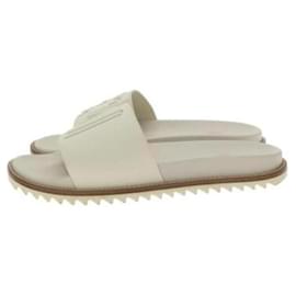 Fendi-Flats-White