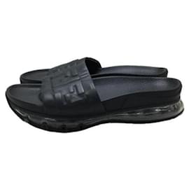 Fendi-Flats-Black