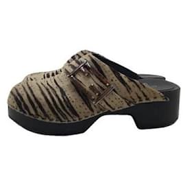 Fendi Clogs Beige