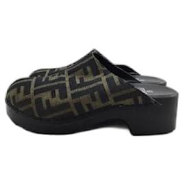 Fendi Clogs Brown