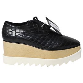 Stella Mc Cartney Stella McCartney Richelieus à Plateforme Elyse en Cuir Noir Noir