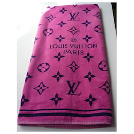 Louis Vuitton-LOUIS VUITTON DRAP DE BAIN MONOGRAM VUITTAMINES-Rose