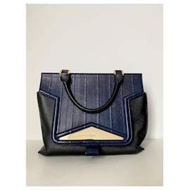 Vionnet-Handbag with removable pocket and shoulder strap-Black,Navy blue