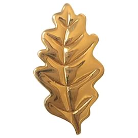 Inès de la Fressange-Brooch - Gold-plated oak leaf - Inès de la Fressange emblem-Golden,Gold hardware