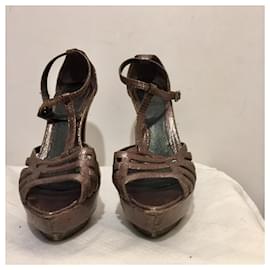 Fendi-Metallic high heeled vintage Fendi sandals-Metallic,Bronze