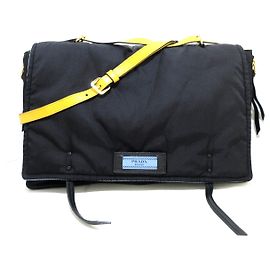 Prada Etikette Schwarz