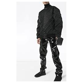 Ropa de abrigo para hombre Balenciaga occasione - Joli Closet