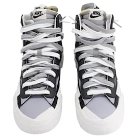 Nike-Nike x Sacai Blazer Mid in Grey Black Leather-Black