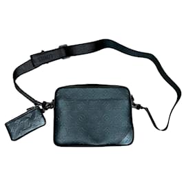 Louis Vuitton-Louis Vuitton Duo Messenger Black-Black