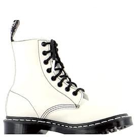DR. MARTENS DONNA, colore Bourdeaux, n.38. Usate, ma in perfette  condizioni. EUR 80,00 - PicClick IT