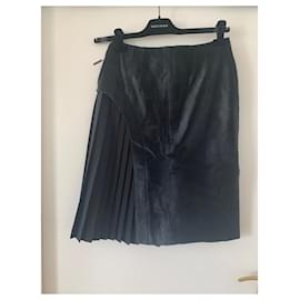 Fendi-Fendi black pleated skirt in black leather-Black