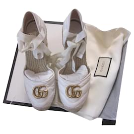 Gucci-Espadrillas con plateau Marmont in pelle-Bianco