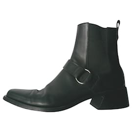 Givenchy-GIVENCHY Men's black leather boots T44 IT very good condition-Black