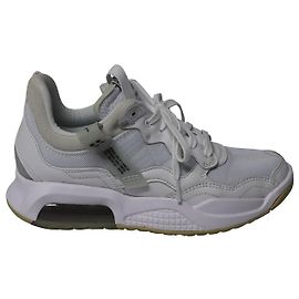 Nike Jordan MA2 Baskets en Cuir Gomme Blanc Blanc