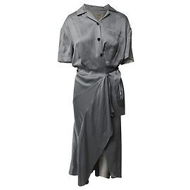 Burberry Vestido Midi Wrap em cetim de seda azul claro Azul