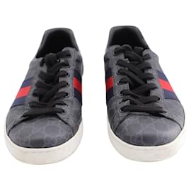 Gucci-Gucci Ace GG Supreme Sneaker in Navy Blue Leather-Navy blue