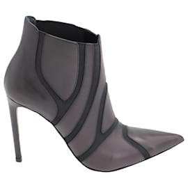 Balenciaga-Balenciaga Pointed-toe Ankle Boots in Black Leather-Black