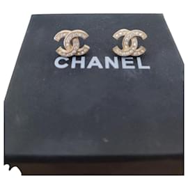 Chanel-Ohrringe-Golden