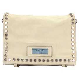 Prada Bolsa em couro com etiqueta branca Branco