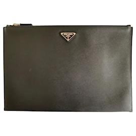 Prada-Prada Black Saffiano leather folio pouch-Black