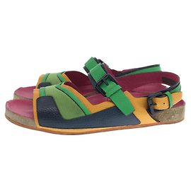 Sandales BURBERRY / Royaume-Uni9 / Multicolore / Cuir / SANDALE ARN CLIFF BLOCK COLOR Multicolore
