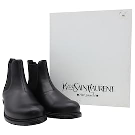 Saint Laurent-Saint Laurent Chelsea Boots in Black Leather-Black
