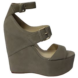 Plataformas Jimmy Choo Leora em camurça cinza nobuck Cinza
