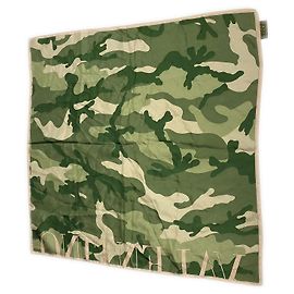 Foulard de camuflaje Valentino en seda verde Verde