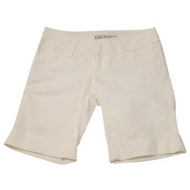 Alice + Olivia Bermudashorts mit Bündchen aus weißer Baumwolle Weiß