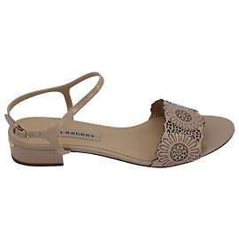 Burberry Lace Open-Toe Strap Flats aus beigem Leder Braun Beige