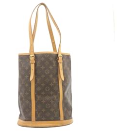 Louis Vuitton-Bolso de hombro M con monograma Bucket GM de LOUIS VUITTON42236 LV Auth ar6142-Otro