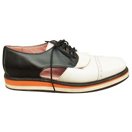 derby Valentine Gauthier p 38 Nero Bianco