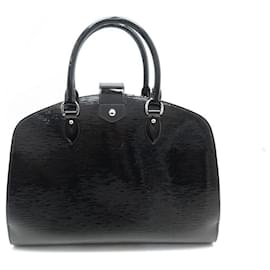 Louis Vuitton-LOUIS VUITTON PONT NEUF GM HANDBAG BLACK EPI LEATHER PATENT CABAS HAND BAG-Black
