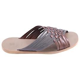 Brunello Cucinelli-Brunello Cucinelli Bead-Embellished Woven Slides in Brown Leather-Brown