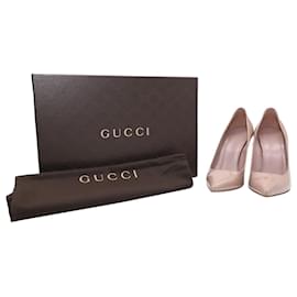 Gucci-Gucci Kristen Bamboo Heel Pointed Toe Pumps in Nude Patent Leather-Brown,Flesh