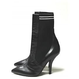 Fendi-FENDI FENDI Made in Italy Rococo Socks Boots 39 (26cm) Black Pointed Toe Rib Knit Shoes-Black